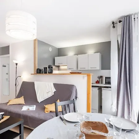 Appartement Castel Des Roches A36 By Interhome
